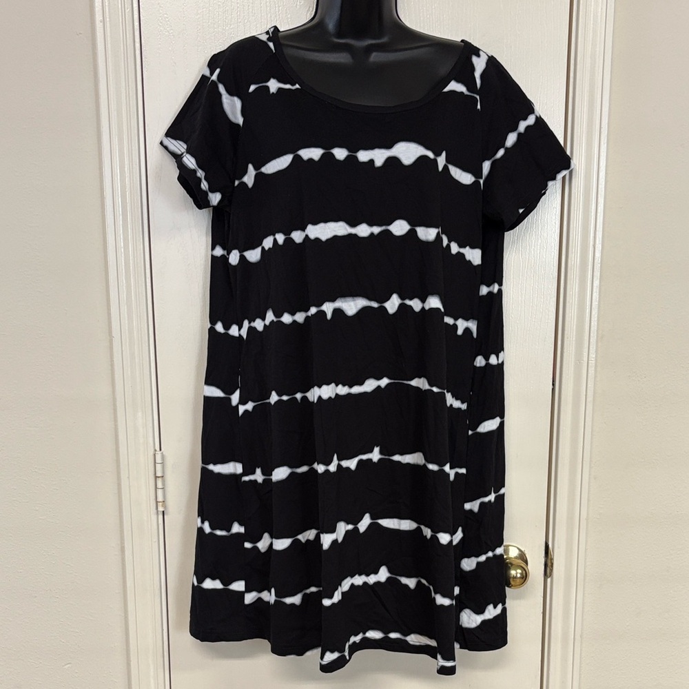 Alaster Queen Dress